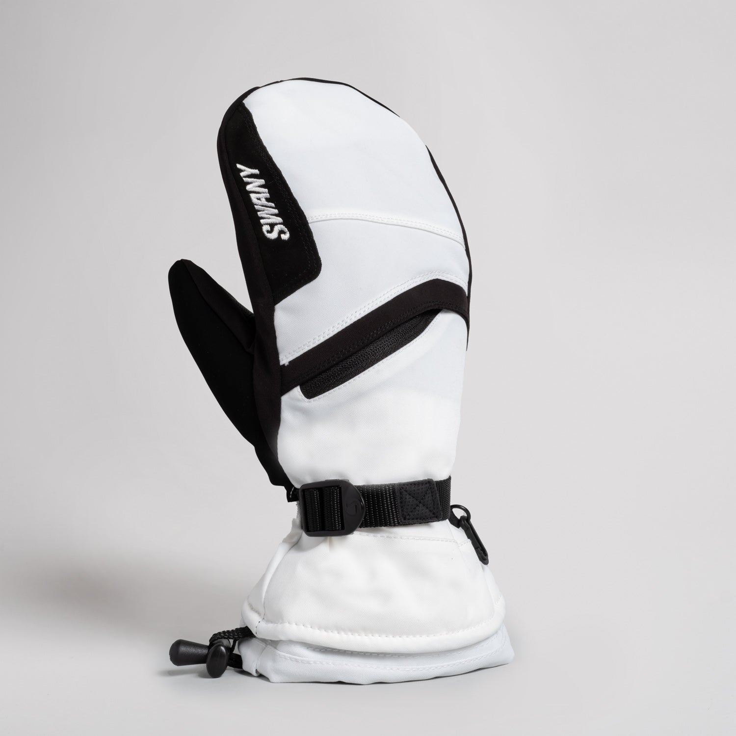 WHITE/BLACK