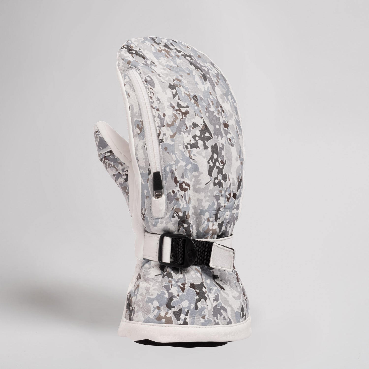WINTER CAMO